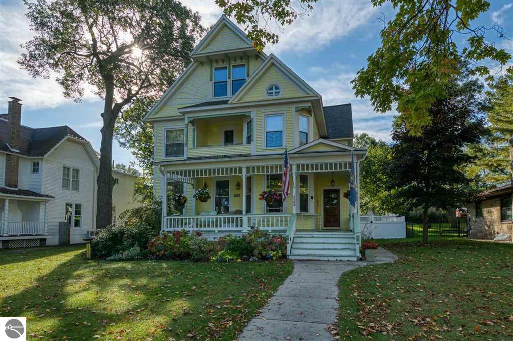 422 Washington Street