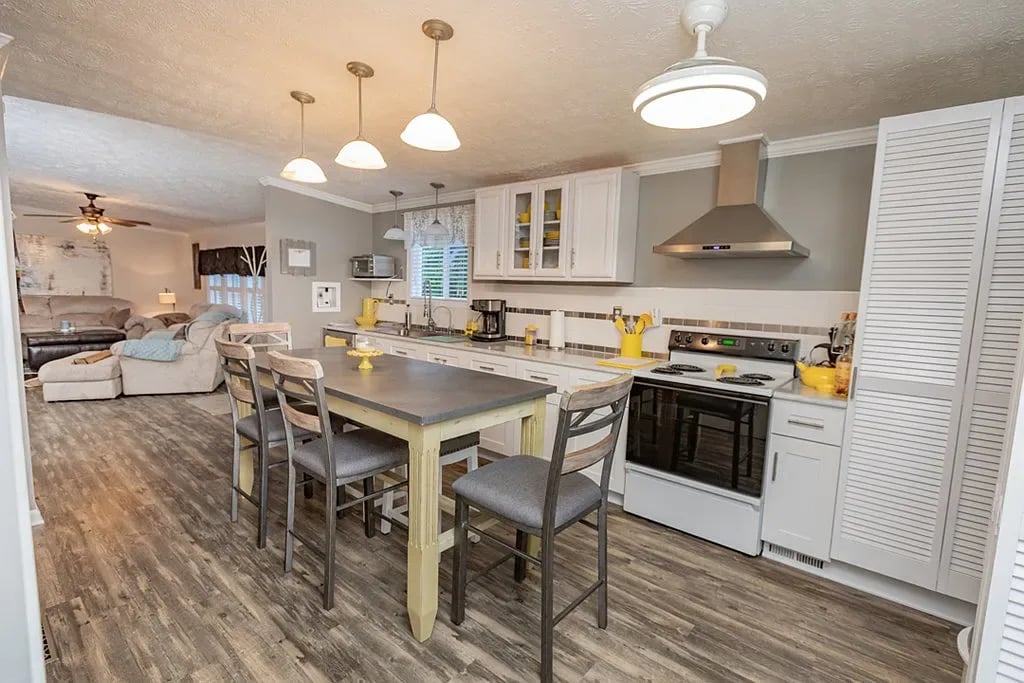 129 Pinecrest Ct