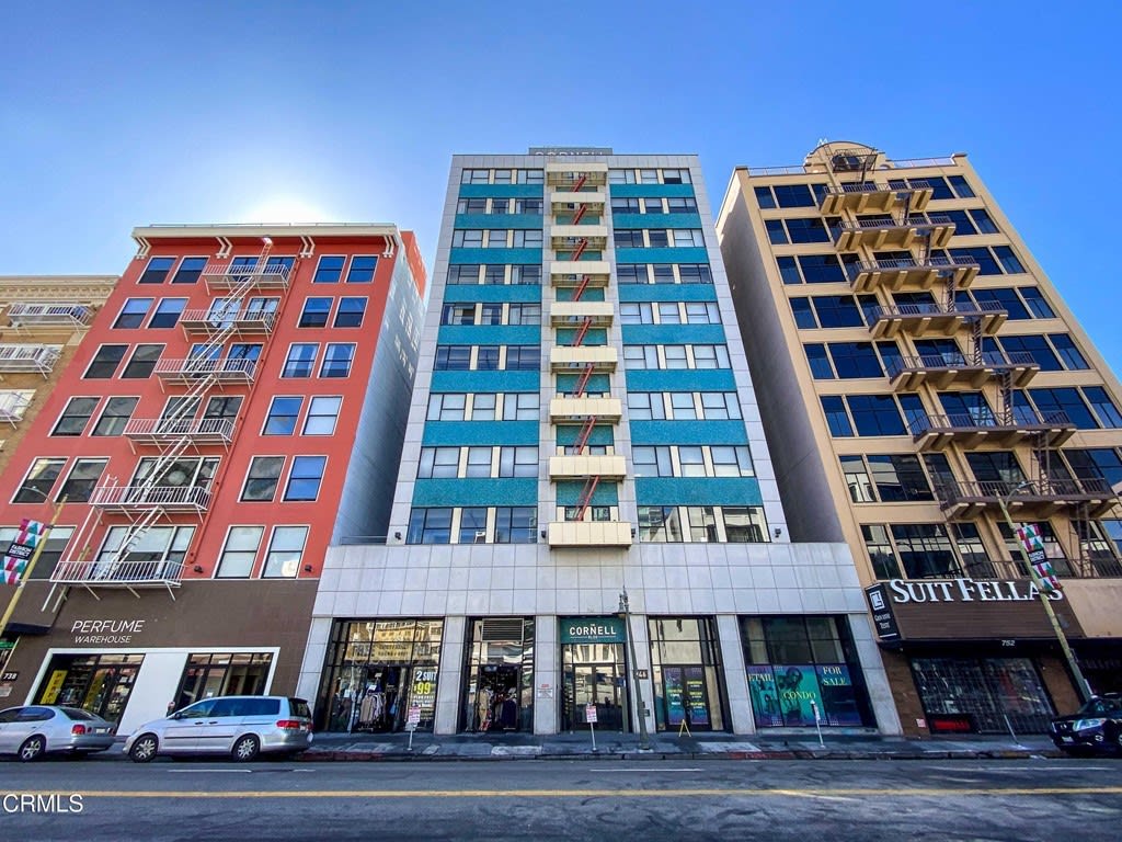 746 S Los Angeles St, #1006