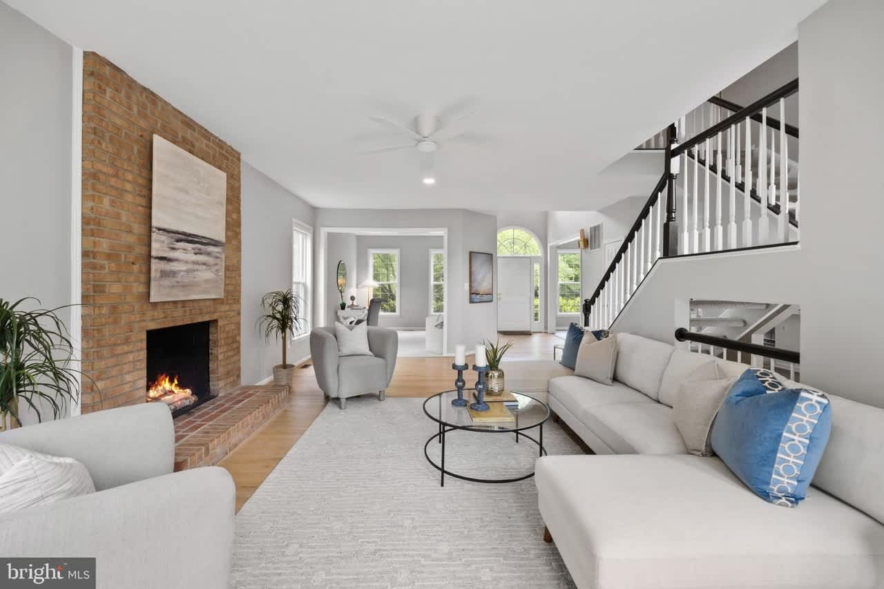 2742 Price Rd