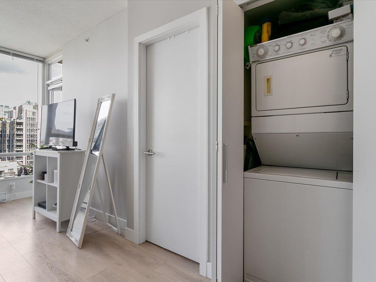 2907-939 Expo Boulevard, Vancouver