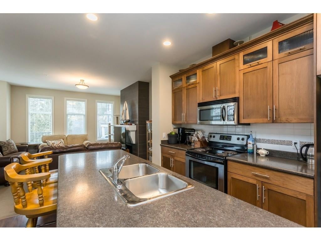 10-45390 Vedder Mountain Rd