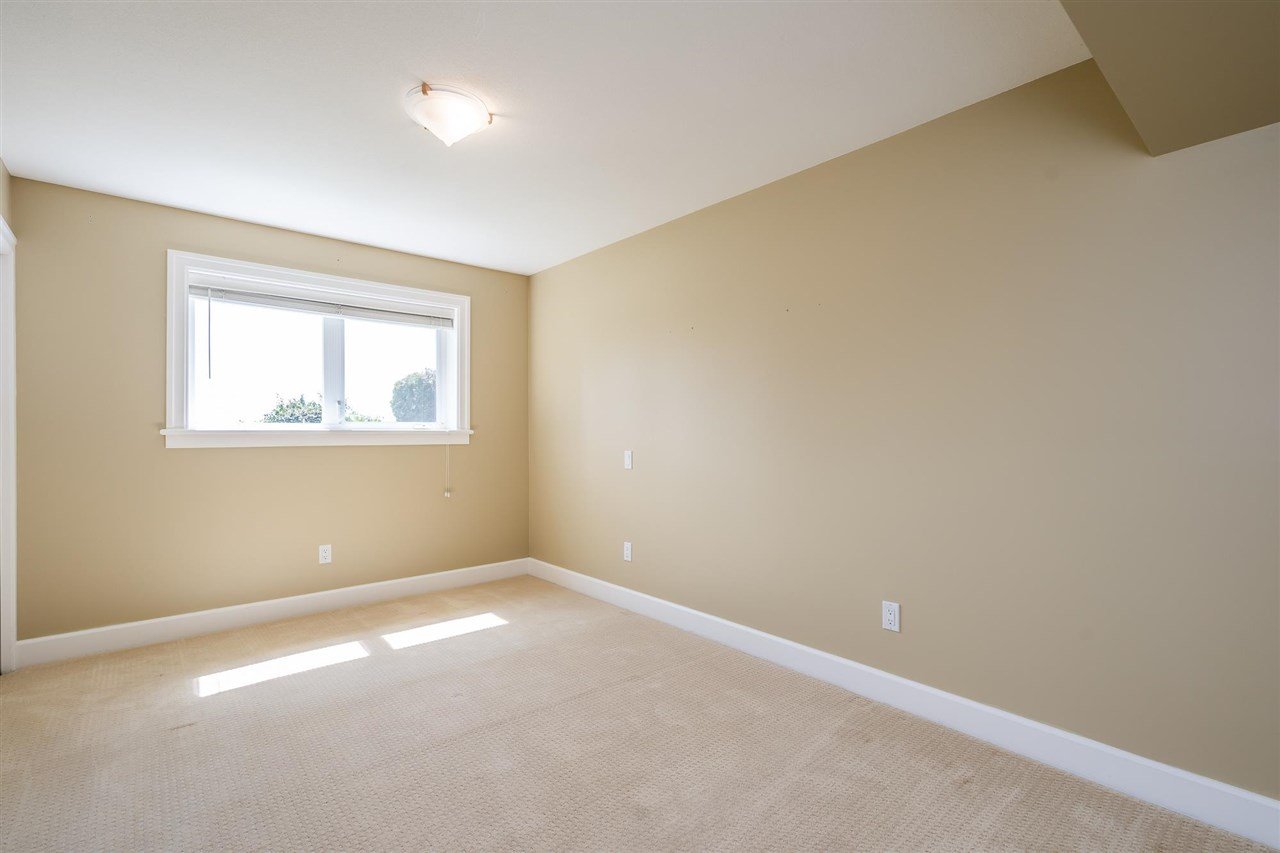 13518 56 Ave