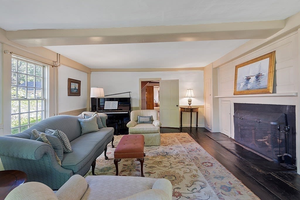77 Lexington 