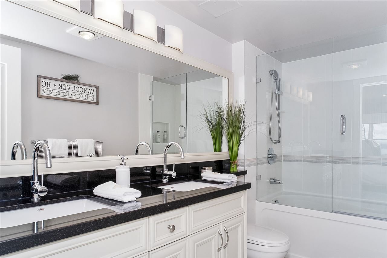37-2242 Folkestone Wy