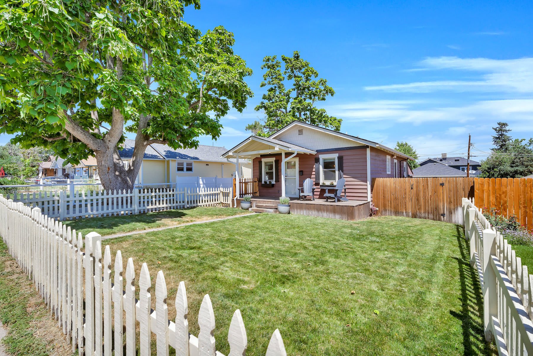 1539 W Dakota Avenue