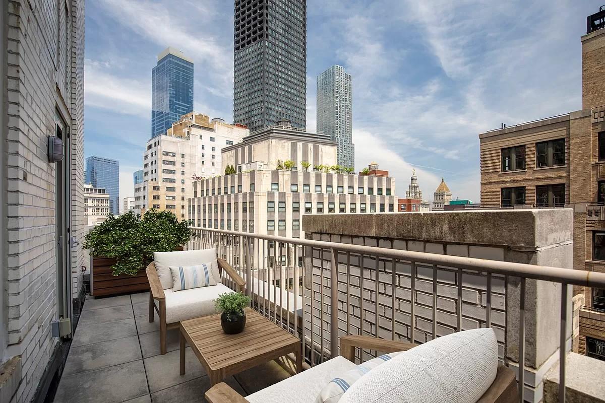 116 John Street, Apt 2601