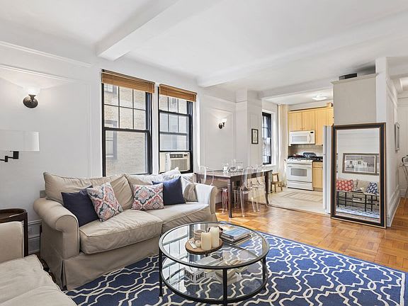 172 West 79th Street Unit: 4D