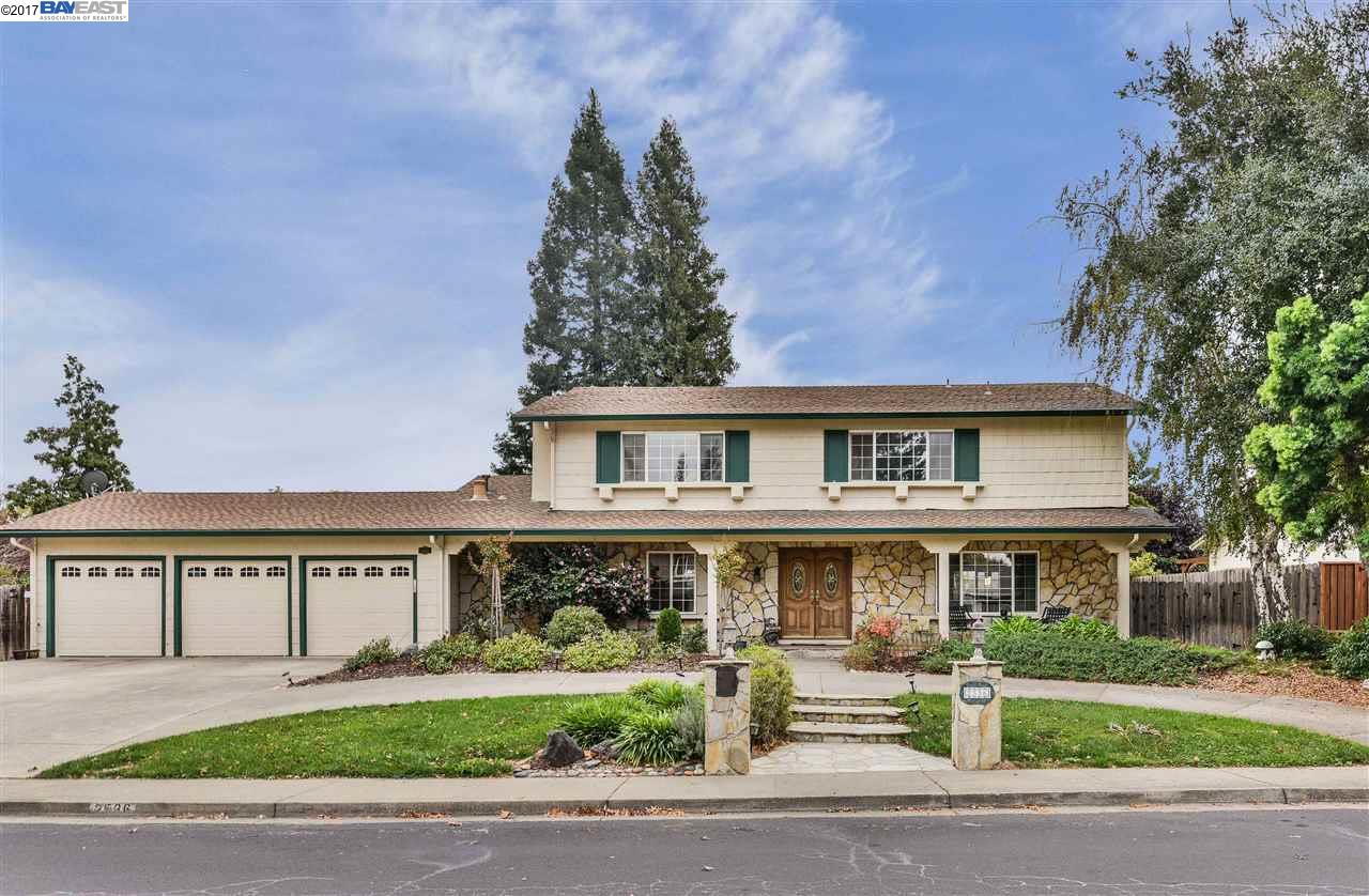 2536 Aranda Dr
