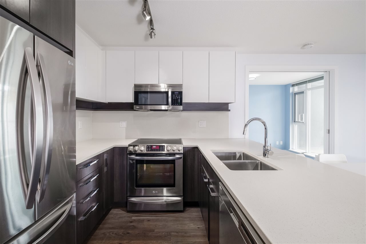 305-958 Ridgeway Ave