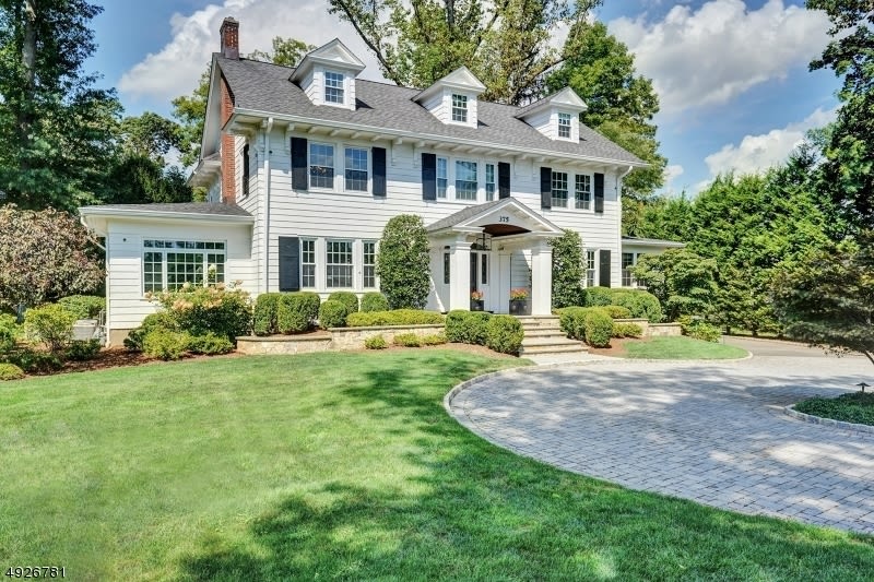 375 Hobart Avenue