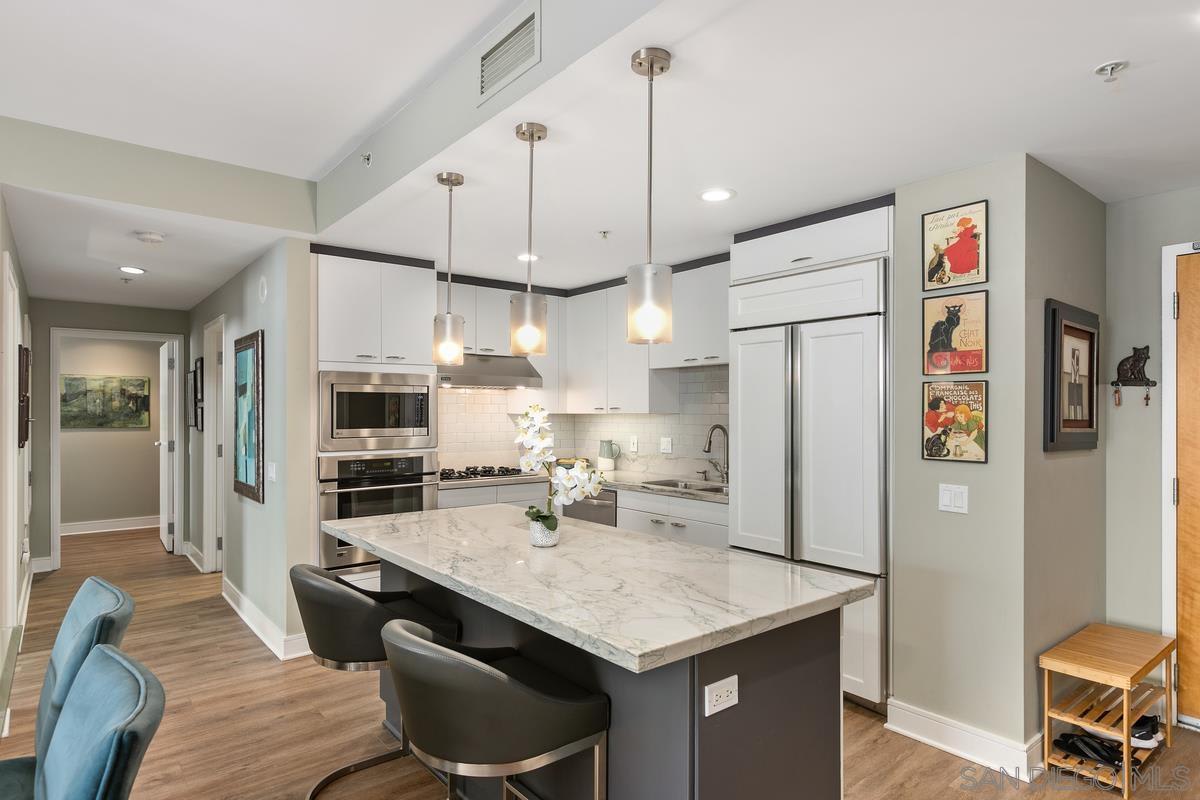 645 Front St Unit: 1710