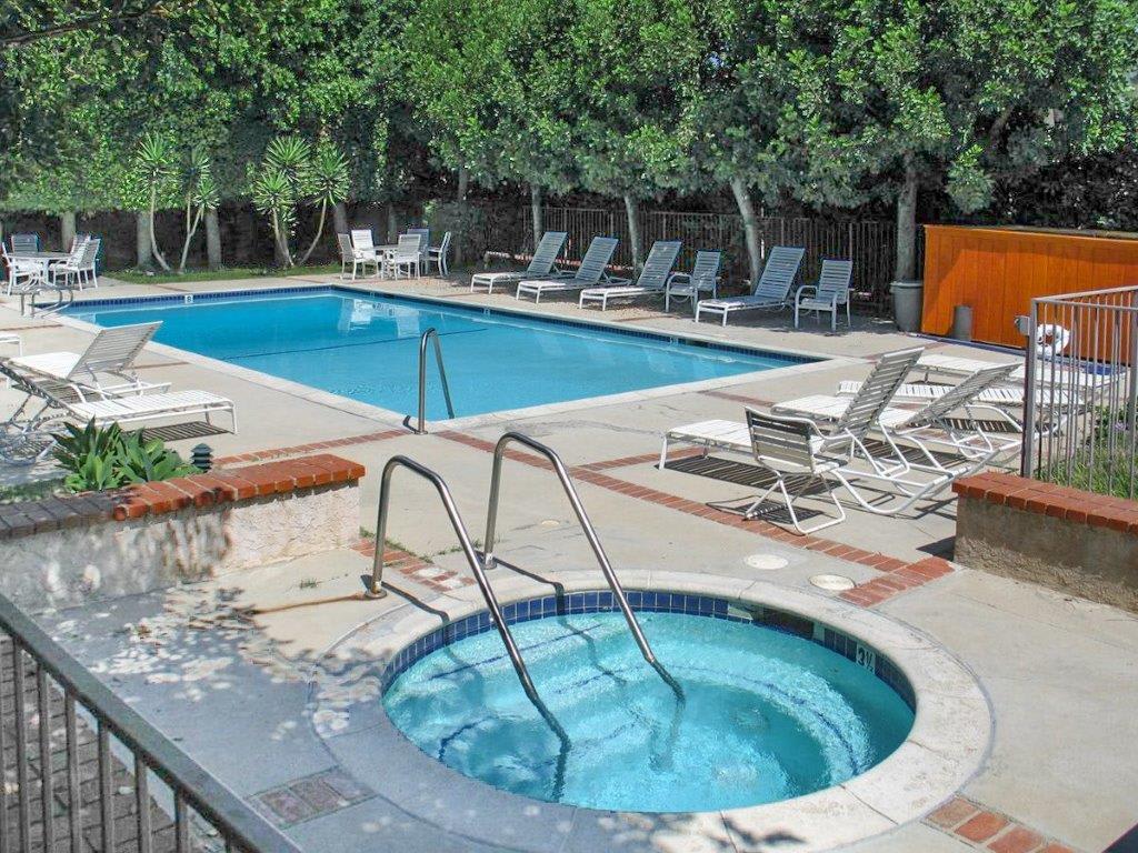 15239 Magnolia Blvd C Sherman Oaks, CA
