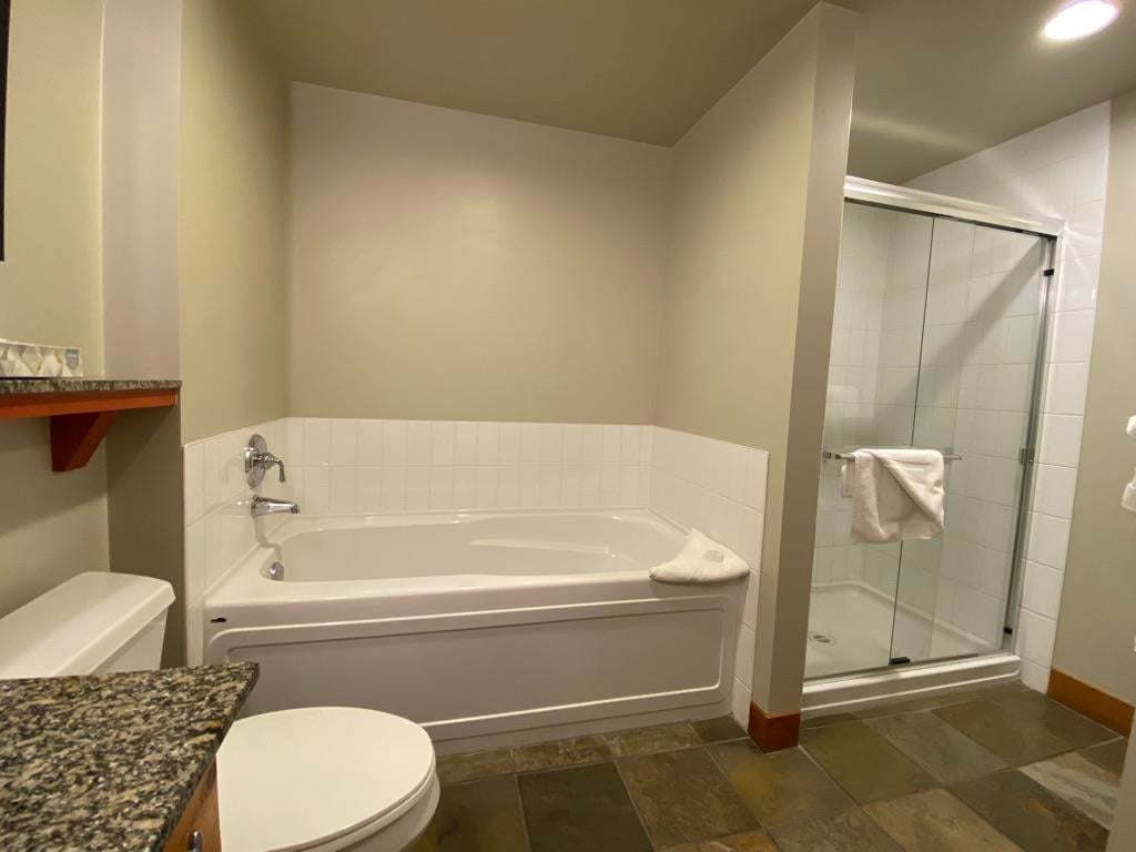 432C-2036 London Ln
