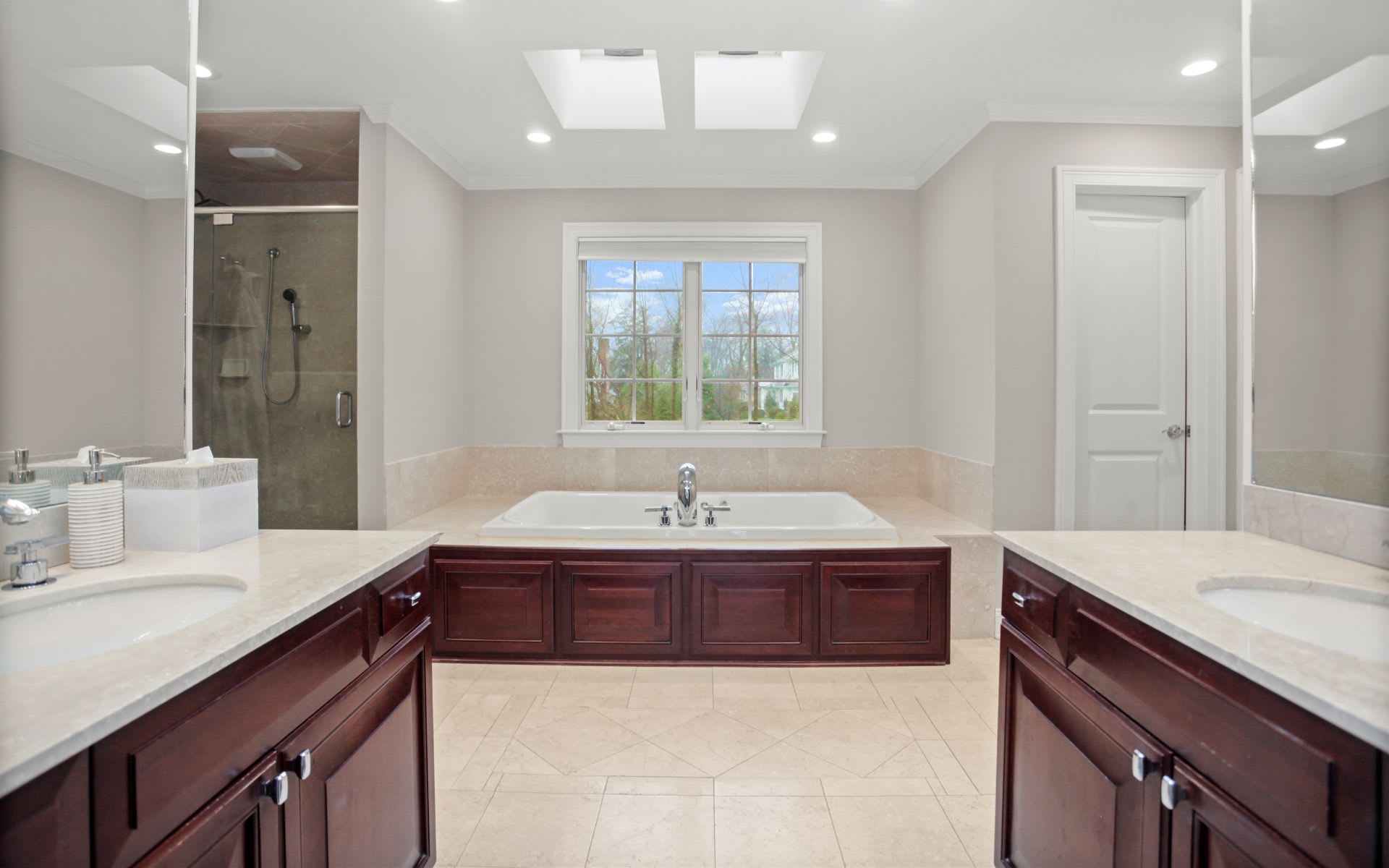 15 Ridge Dr