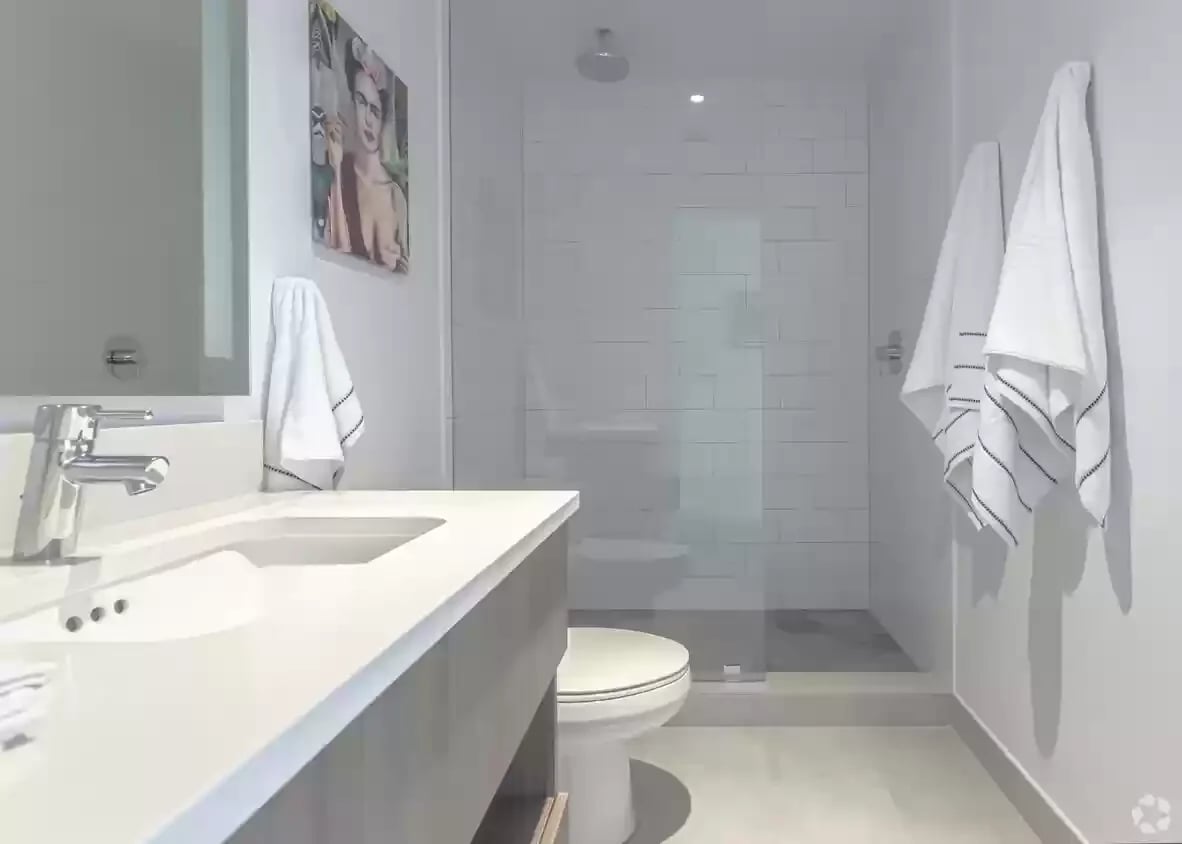 301 SW 1st Ave, Apt 1414 