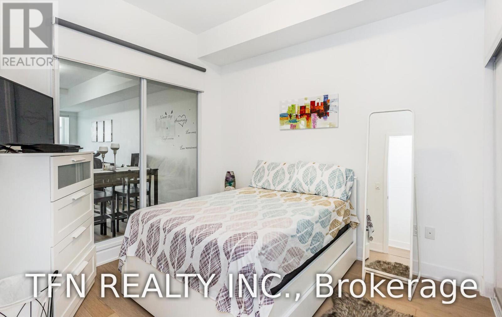 20 Shore Breeze Drive, 211 