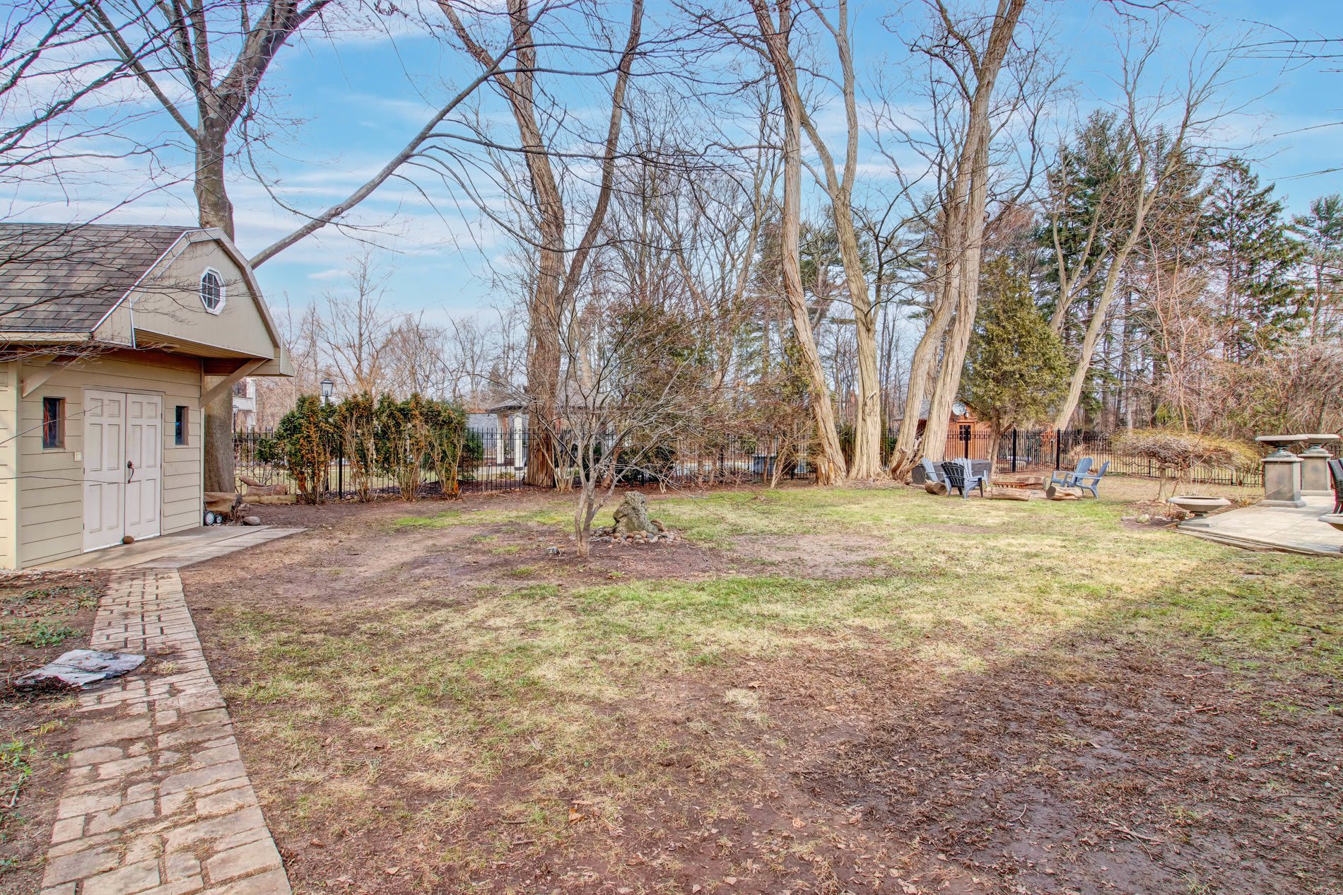263 Westdale Rd