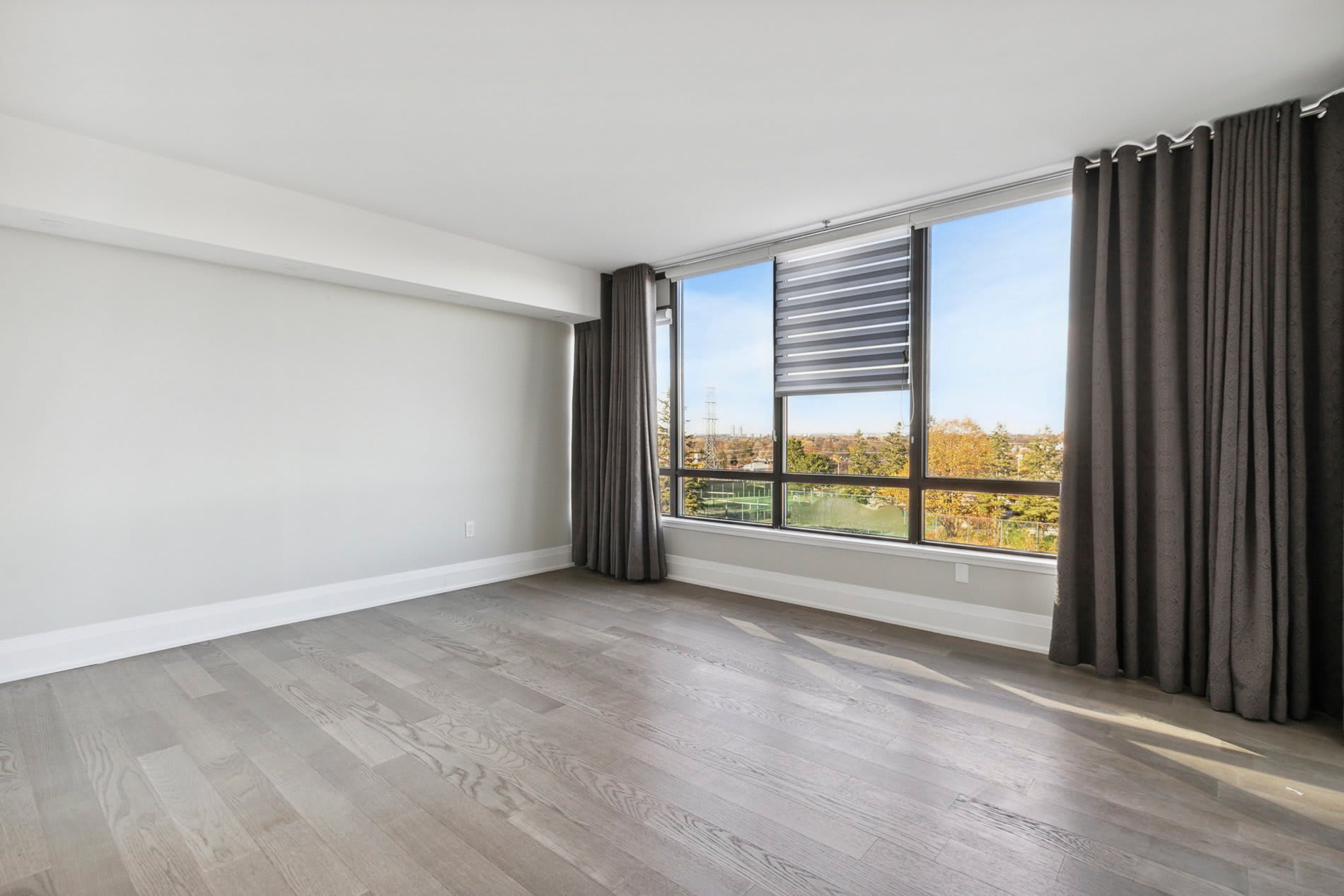 65 Skymark Drive 301