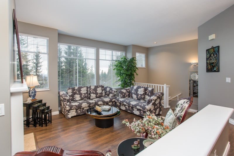 2-2979 Panorama Dr