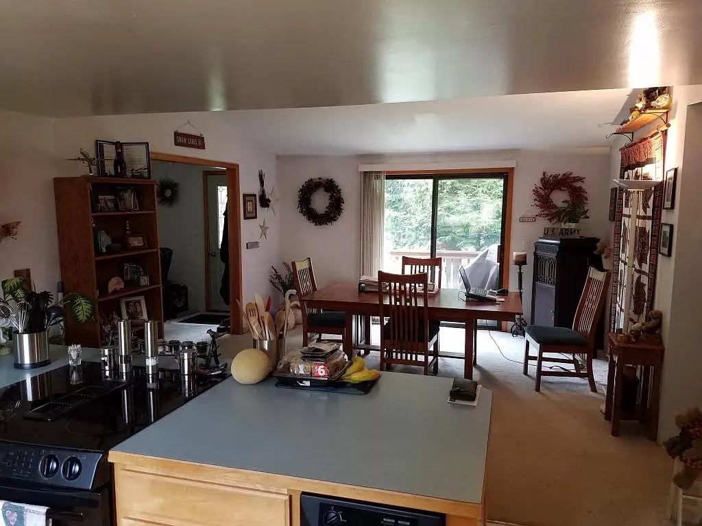 55 Knudson Cove Rd