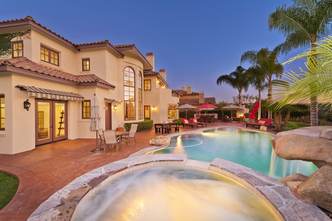 5478 Meadows Del Mar