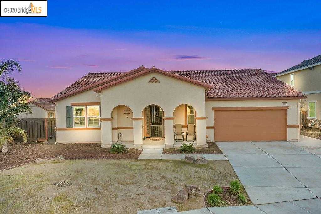 101 Bridalveil Way