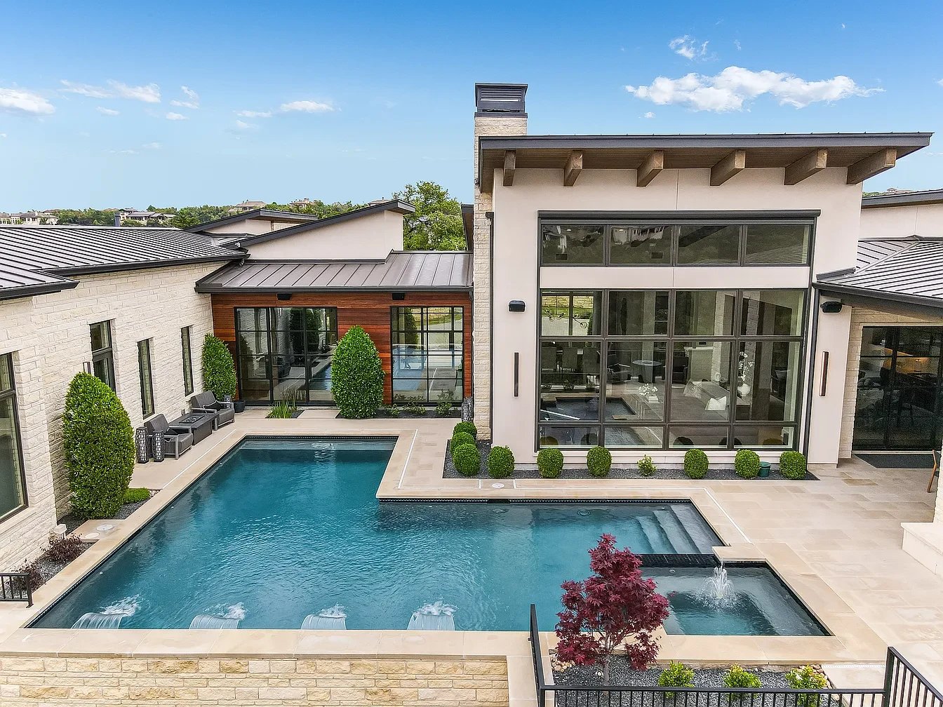 5000 Peralta Ln