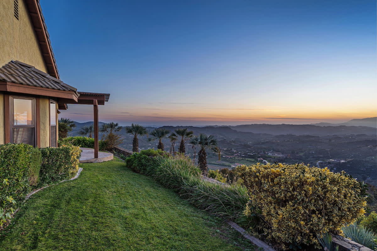 Avocado Ranch Formerly Owned by a ‘chicken Soup for the Soul’ Author Listed at $8m