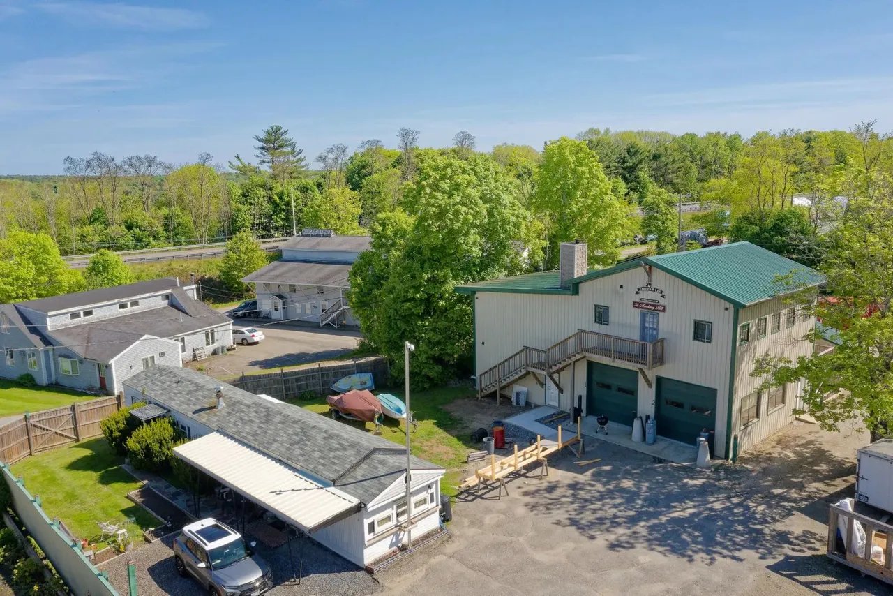 New Listings! 38 Academy Hill Road, Newcastle, ME 04553 – $739,000