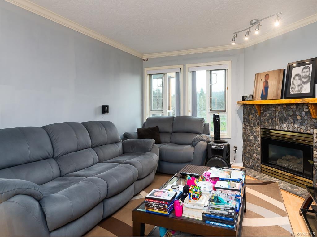 309-494 Marsett Pl