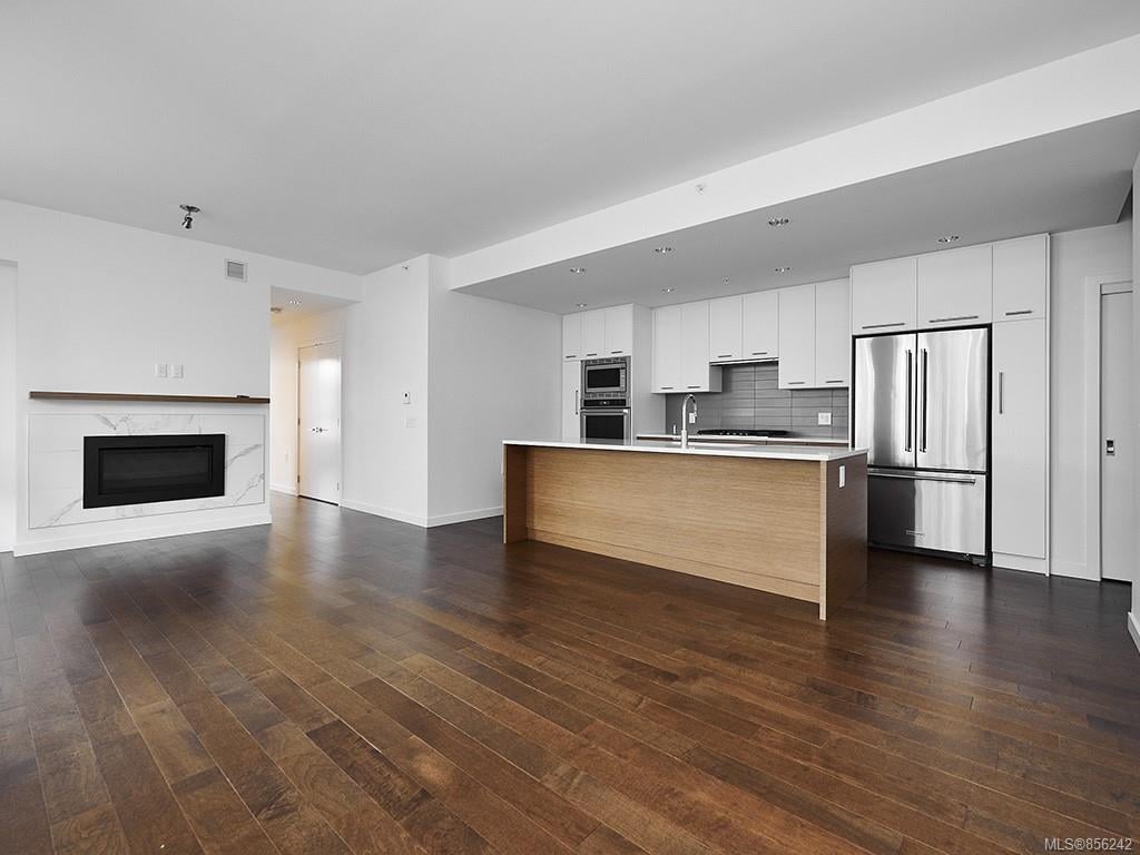 404-4009 Rainbow Hill Lane, Saanich