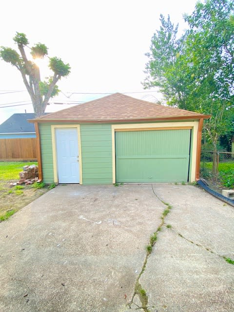2030 Palo Alto St 
