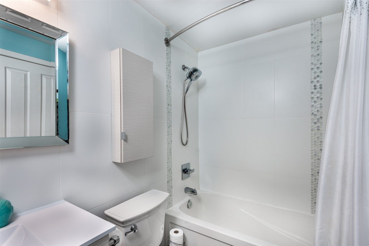 A421-2099 Lougheed Highway, Port Coquitlam