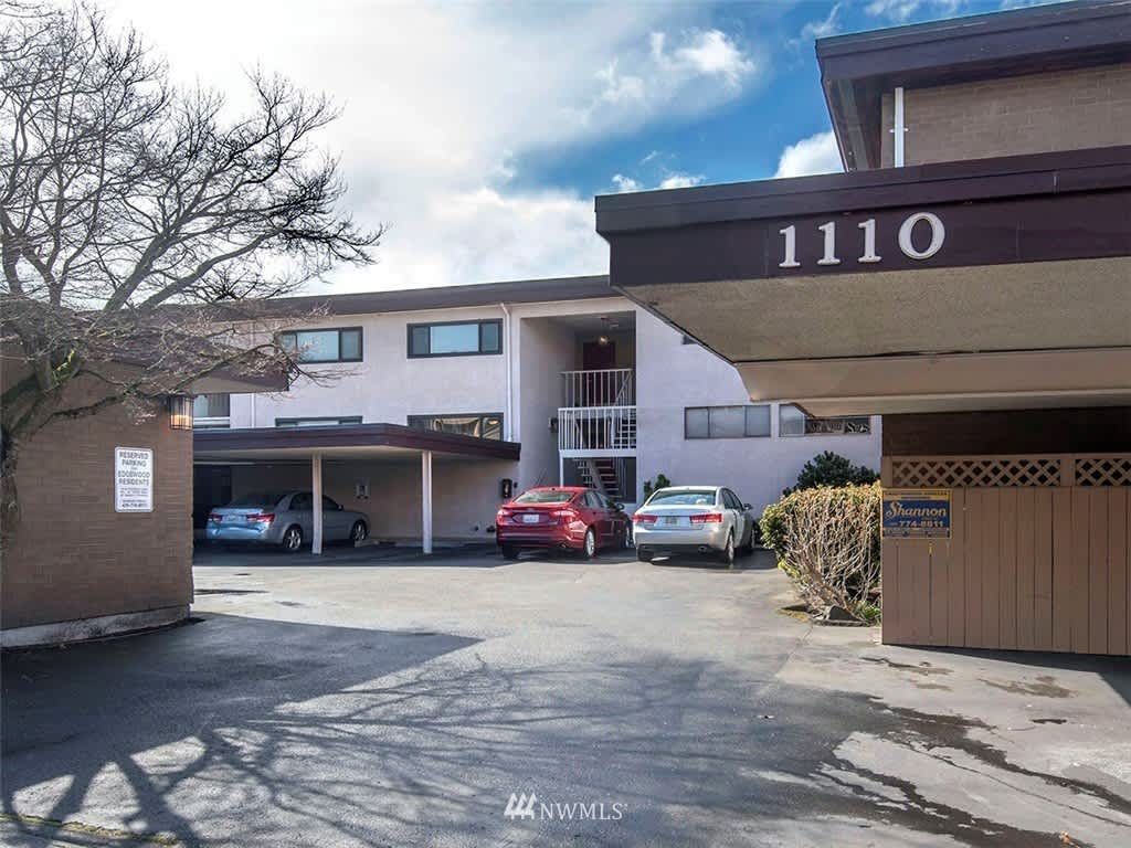 1110 5th Ave S #303