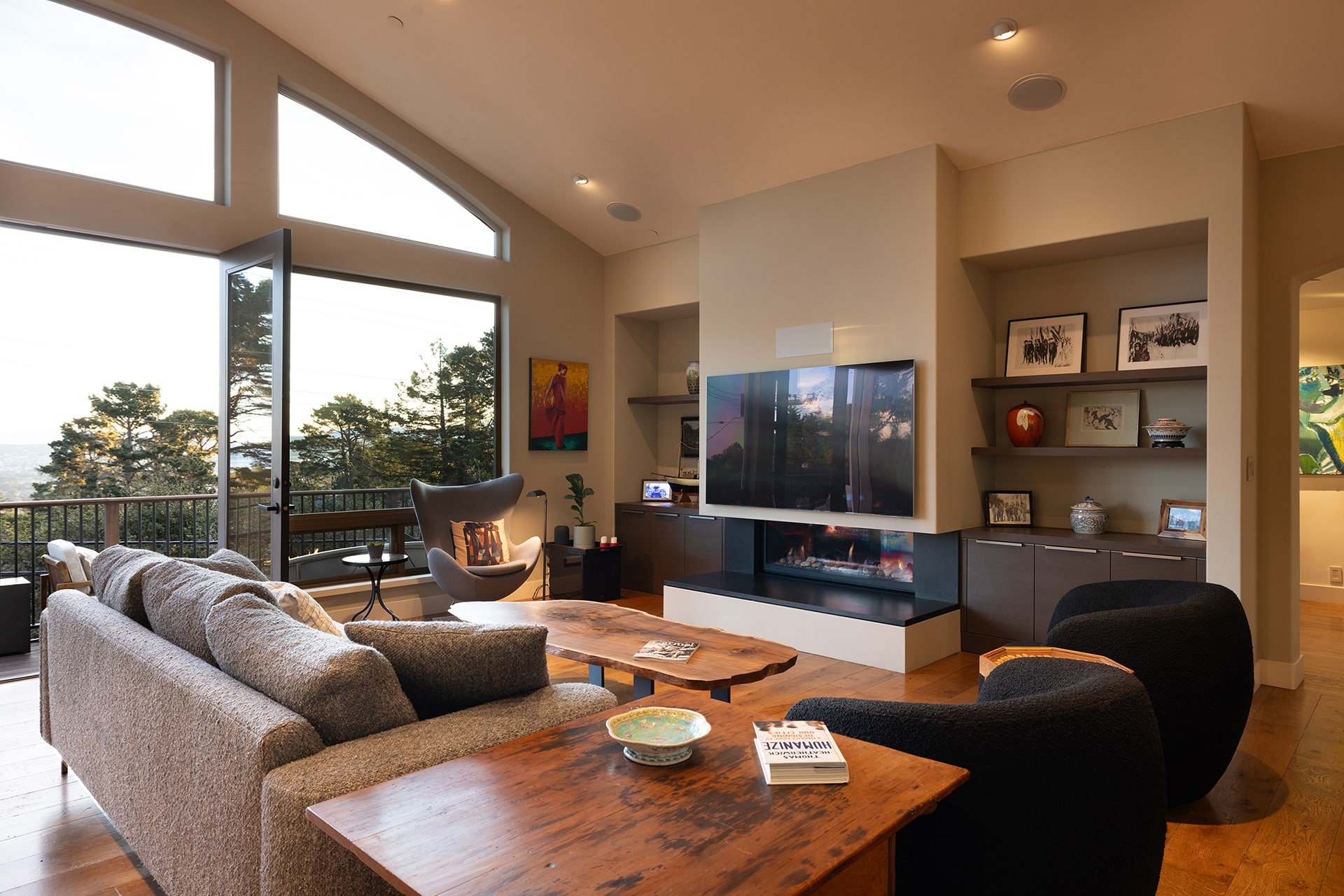 Modern Monterey Paradise - 700 Fernwood Ave