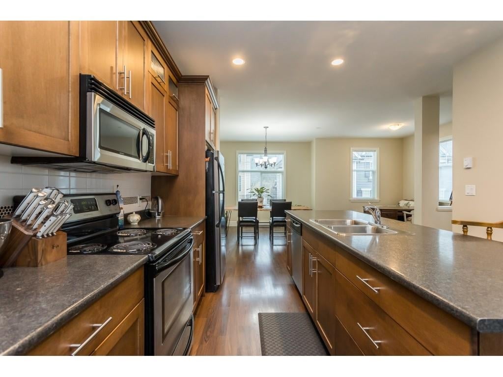 10-45390 Vedder Mountain Rd