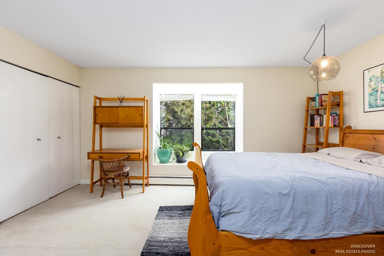 308-3420 Bell Ave