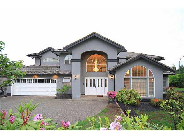 1370 Honeysuckle Ln