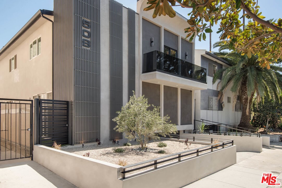 508 North Kings Road, Unit 3