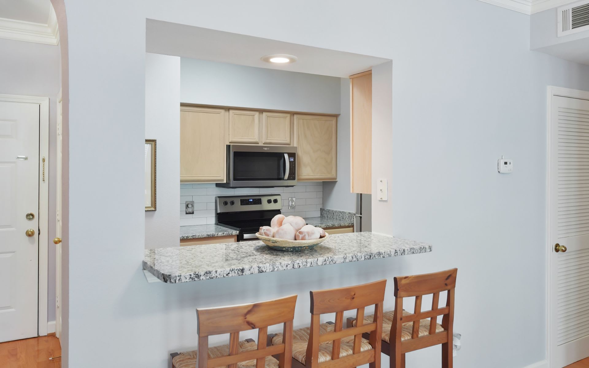 3777 Peachtree Road NE Unit: 924