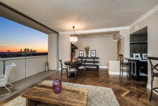 8787 Shoreham Dr #1209