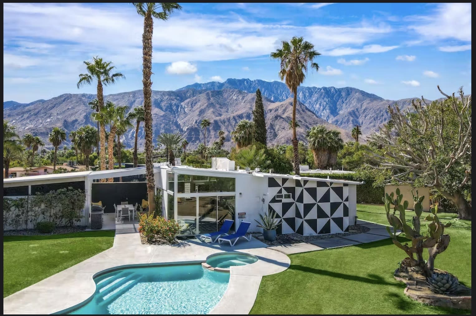 Palm Springs Classic Mid Century Modern Architecture