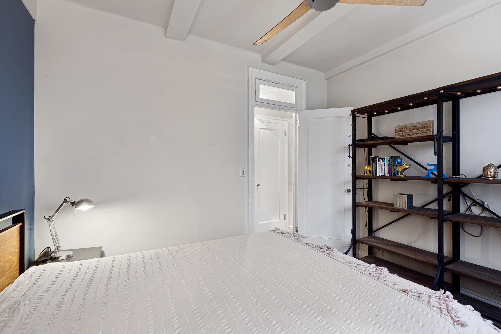 25 West 64th Street, Apt 3-A