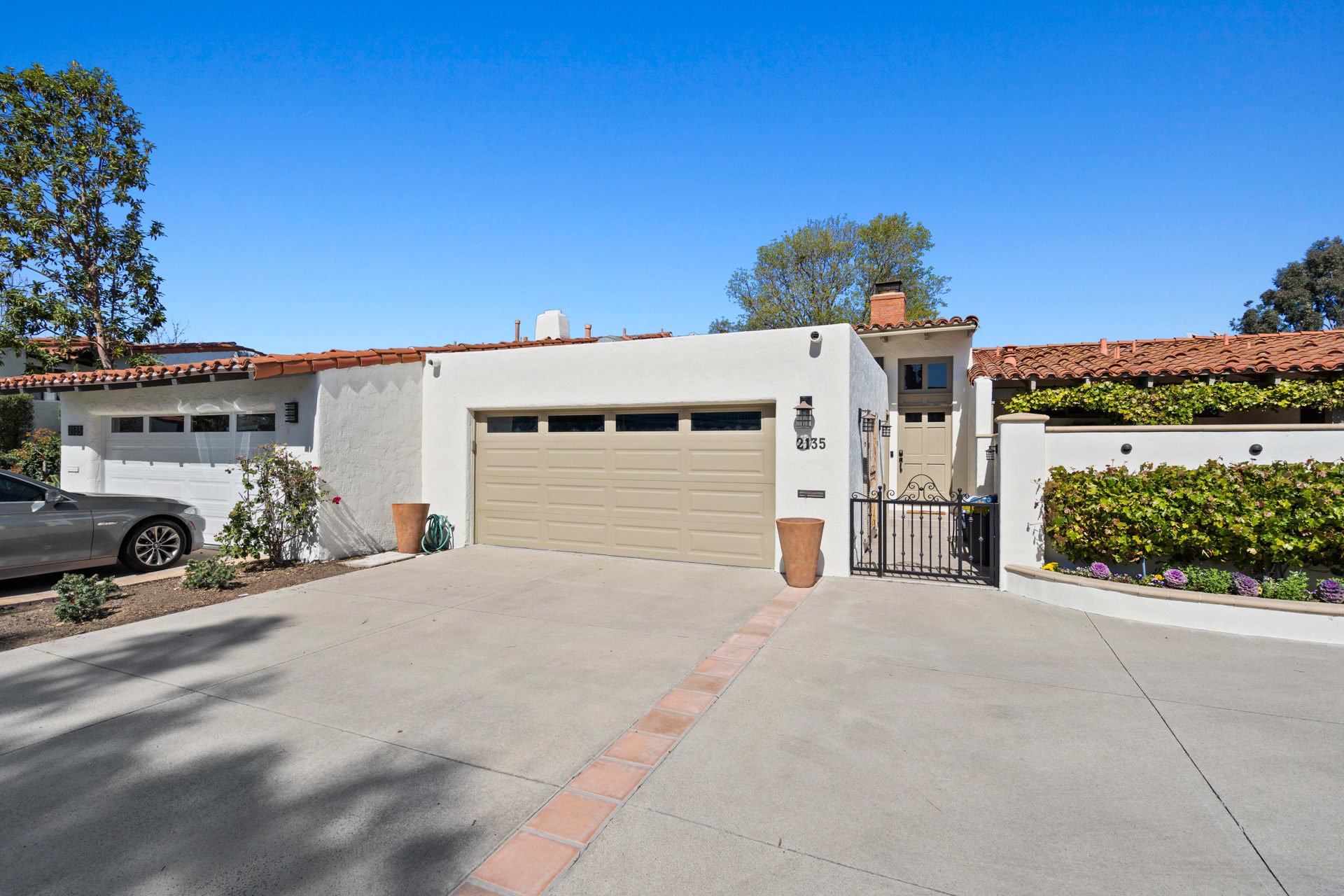 2135 Vista Laredo