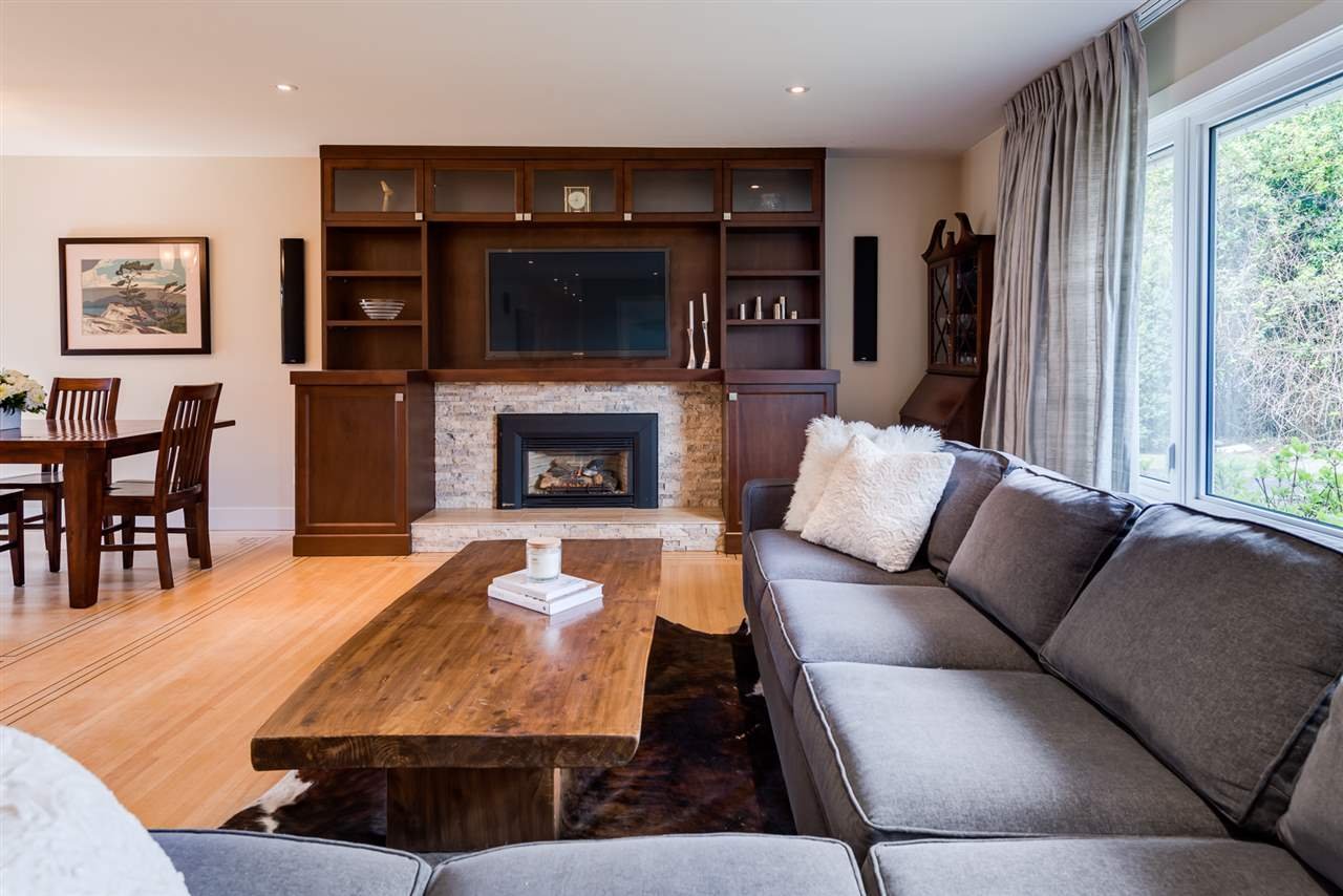 2402 Lauralynn Dr