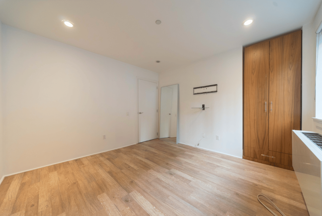 502 Ninth Avenue, Apt 1-B