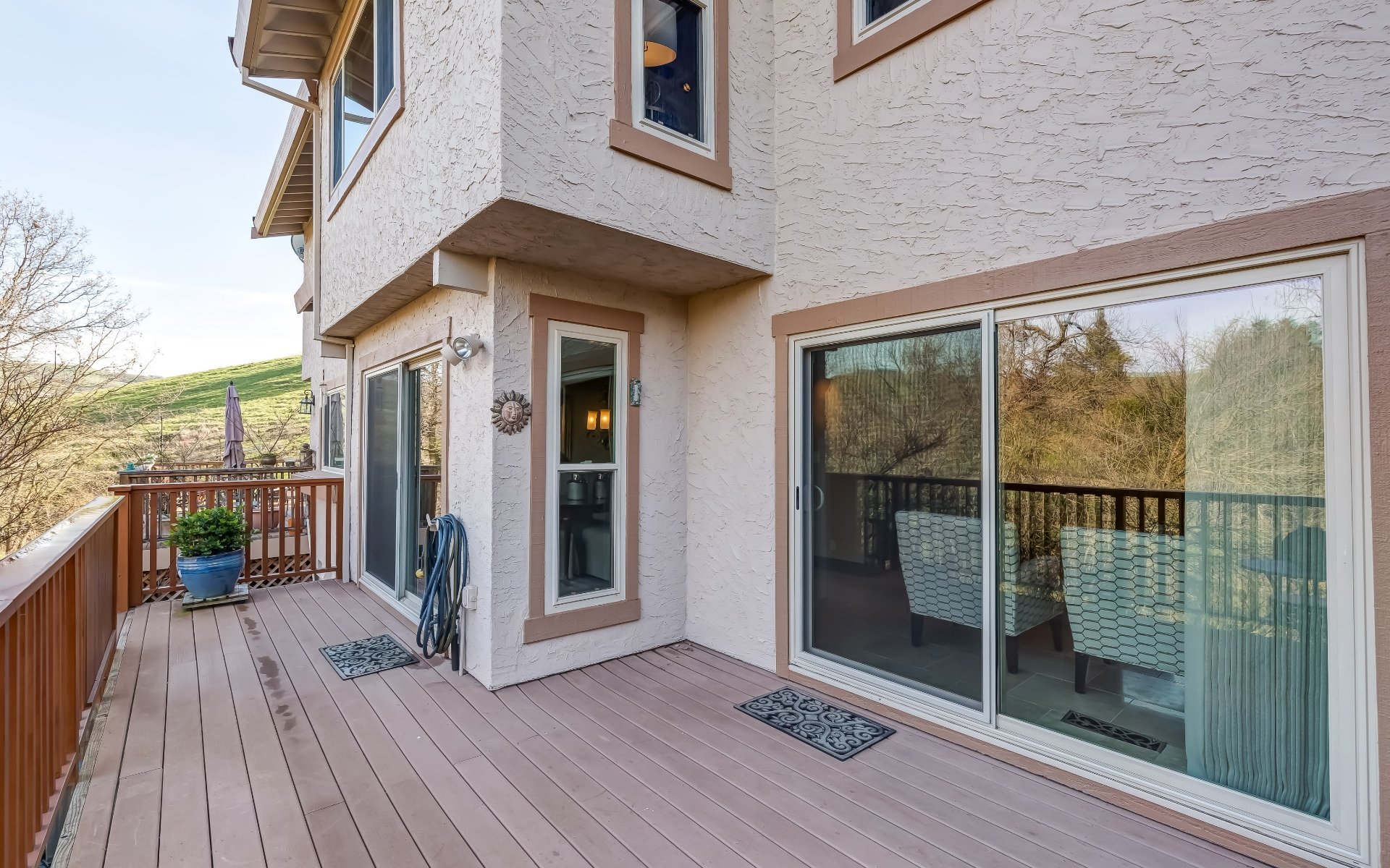 83 Leeds Ct, E
