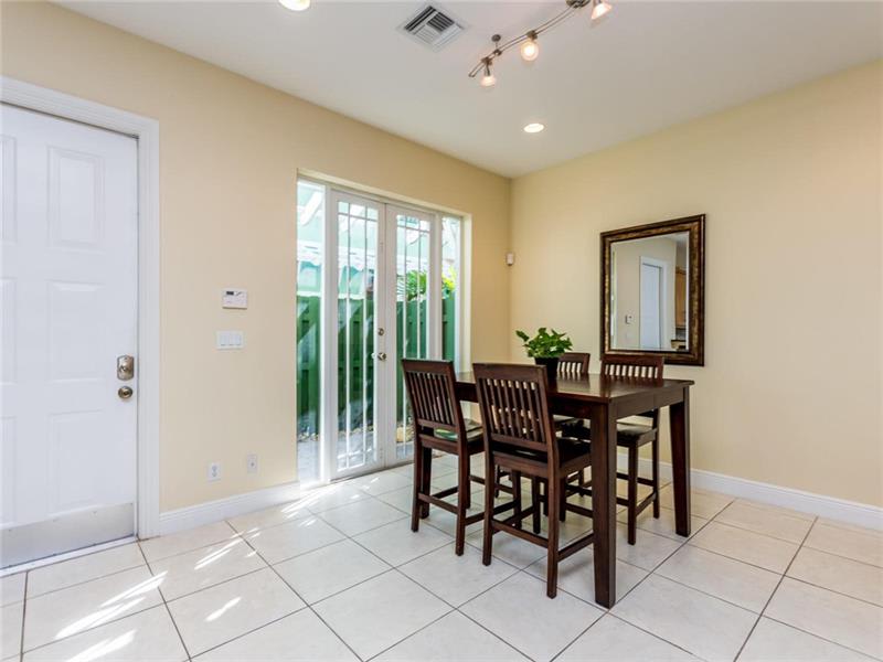 404 SE 11TH ST Unit #404