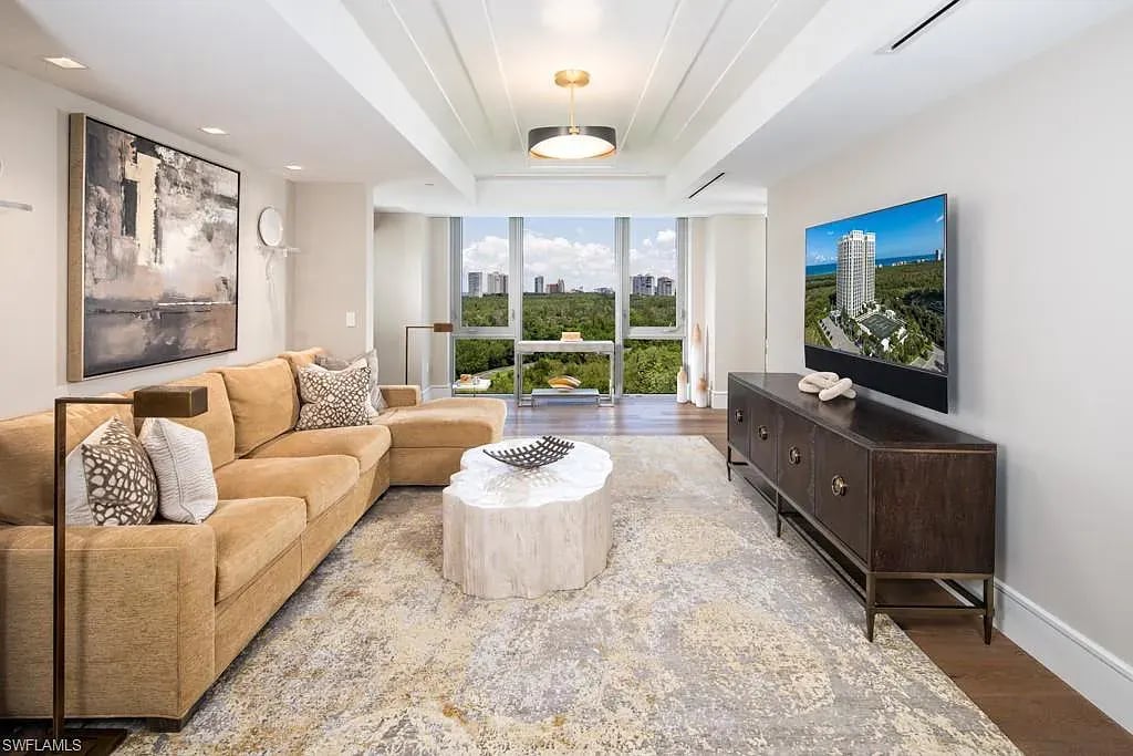 6897 Grenadier Blvd., #704
